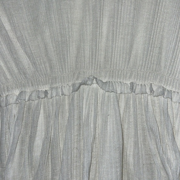 Free people - long sleeved with elastic wrists ,V-neck, elastic waist blouse. S - Picture 5 of 6